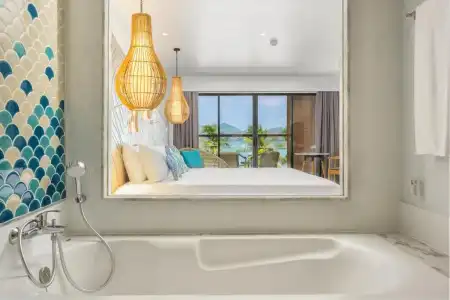 LIV Phuket Patong Beachfront - 8