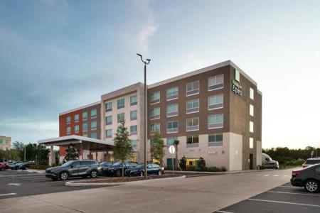 Holiday Inn Express Orlando – South Park by IHG - 18