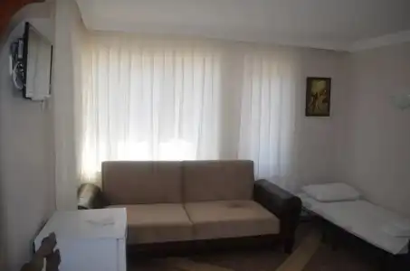 Tunc Otel - 104