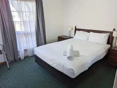 Arkana Motor Inn & Terrace Apartments - 60