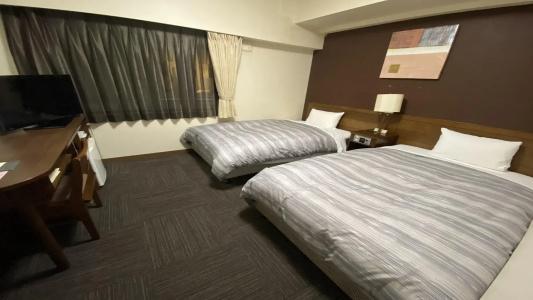 Route-Inn Yokohama Bashamichi - 6