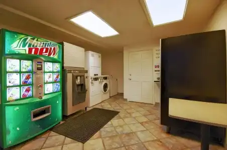Candlewood Suites PENSACOLA - UNIVERSITY AREA by IHG - 9