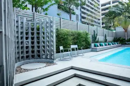 Reno Bangkok - 13