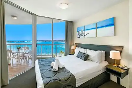 Crystal Bay on the Broadwater - 39
