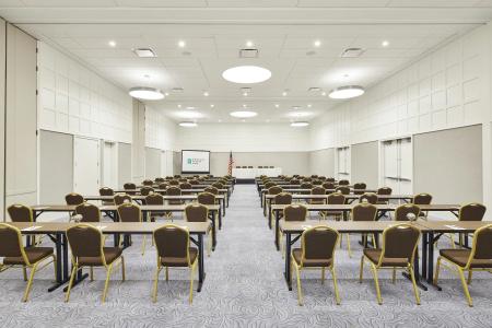 Embassy Suites by Hilton Alexandria Old Town - 21