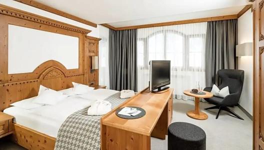 Savoy - 19