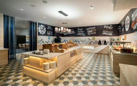 Hampton by Hilton - 14