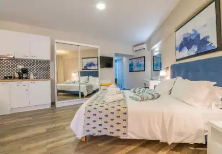 Bio Suites - 195