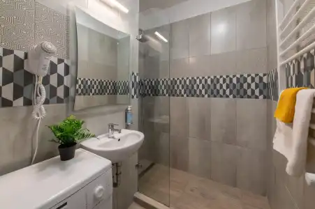Prince Apartments - 72