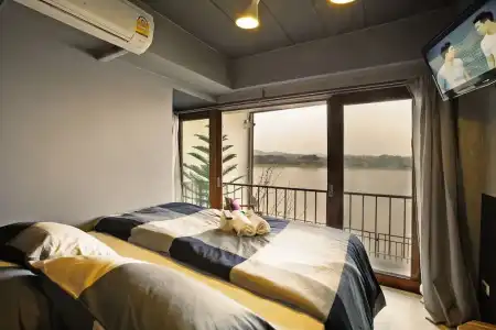 Chic Chiangkhan - 18