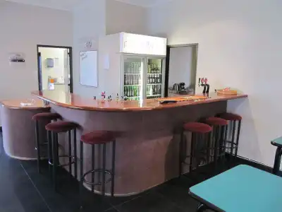 Palm City Motor Inn - 9
