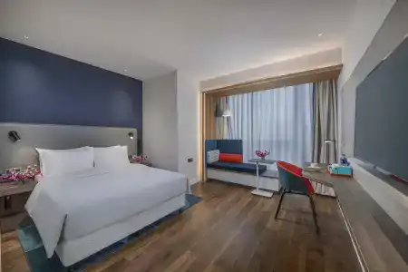 Holiday Inn Express SHANGHAI XUHUI BINJIANG by IHG - 1