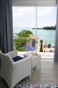 Phuket Boat Quay Panwa Beach - 105