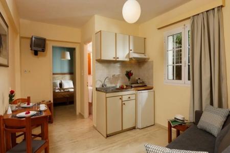 Dimitra & Apartments by Omiloss - 22