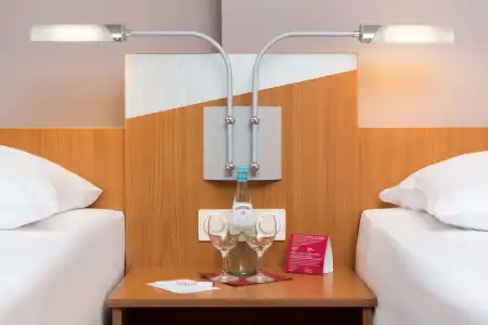 Ramada by Wyndham Hannover - 2