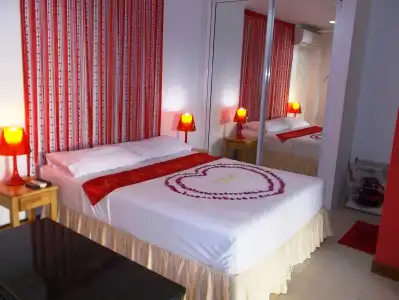 Mountain Seaview Luxury Apartments - 3