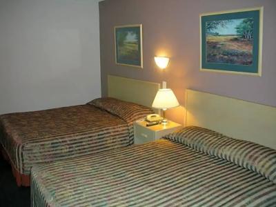 Cache Creek Inn - 4