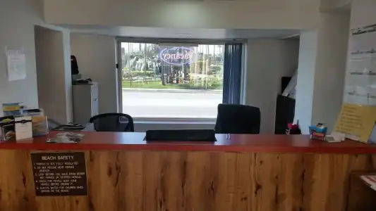 Driftwood Beach Motel - 3