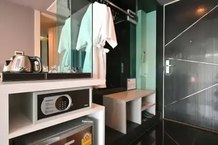 @T Boutique - 37