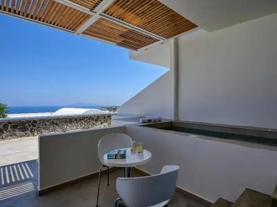 Splendour & Suites - 180