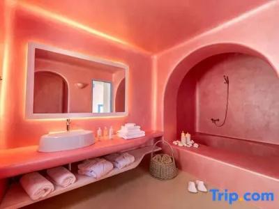 Este Luxury Suites - 153