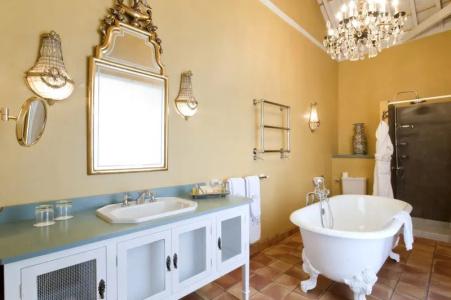 Hacienda de Abajo - Adults Only - 56