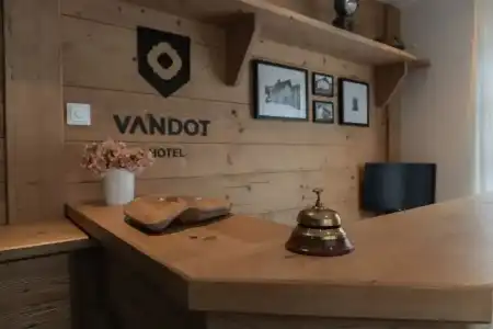 Vandot - 10