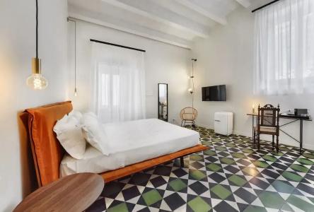 a.d. 1768 Boutique - 35