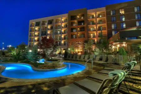 Courtyard Pigeon Forge - 17