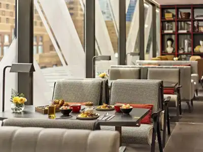 Pullman Singapore Orchard - 15