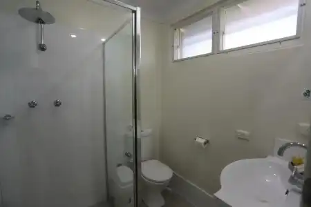 Reign Inn Newcastle - 38