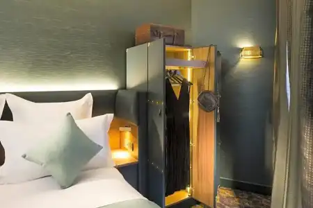 WHISTLER Paris - 77