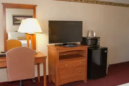 Flagship Inn and Suites - 24