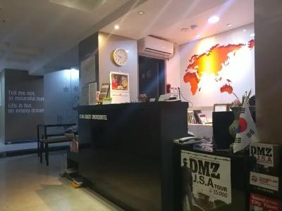 Star Guest House - 30