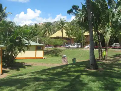 Nomads Airlie Beach - 11