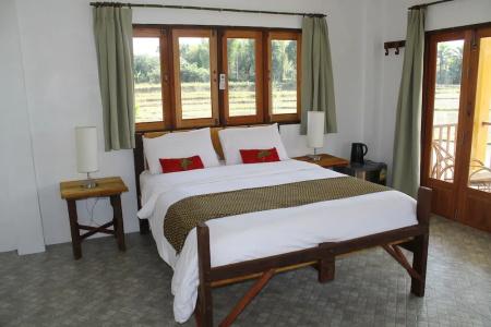 Country Retreat - 123