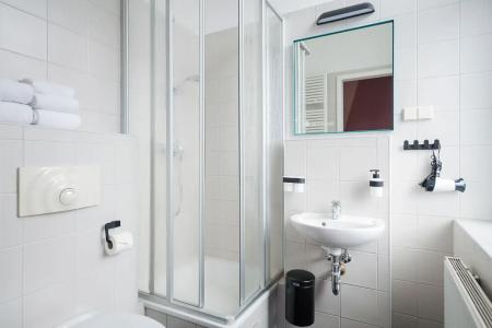 The Circus Hostel - 32