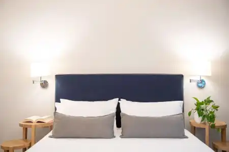 Chroma Fashion Rooms & Apartments - 24