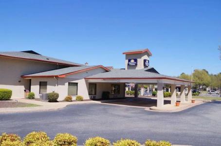 Days Inn & Suites by Wyndham Williamsburg Colonial - 16
