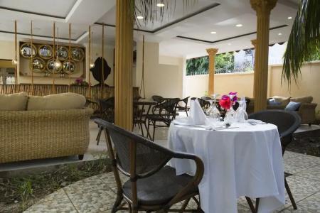 Antonio Garden - 18