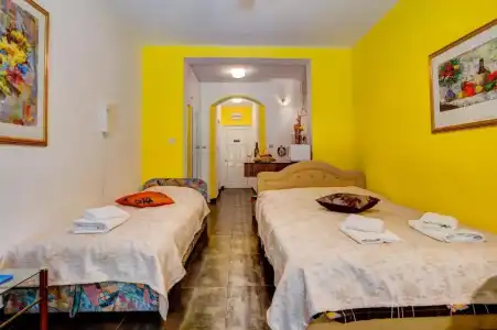 Sun Rose Apartments - 199