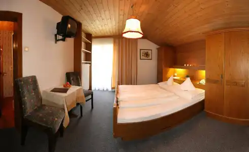 Pension Tirol - 4