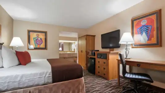 Best Western Plus Saddleback Inn & Conference Center - 43