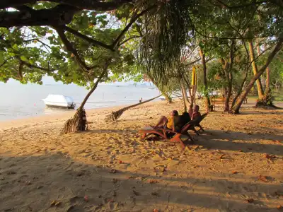 Melina's Beach Front Bungalow - 14