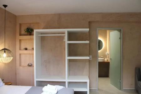 Elia Boutique - 73