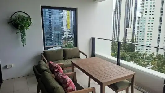 Ultra Broadbeach - 190