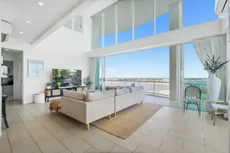 Crystal Bay on the Broadwater - 76