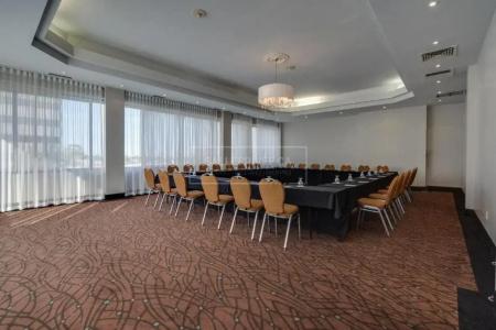 Universel Montreal - 15