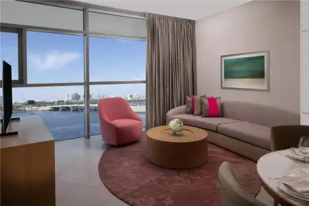  Hilton Dubai Creek & Residences - 13