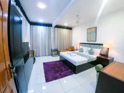 Romance Hills - 134